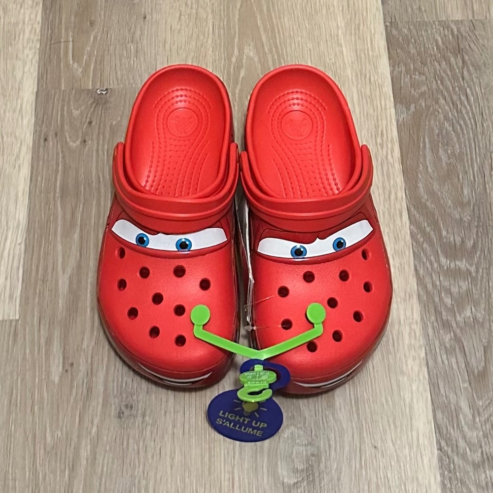 BRAND NEW Lightening McQueen CROCS